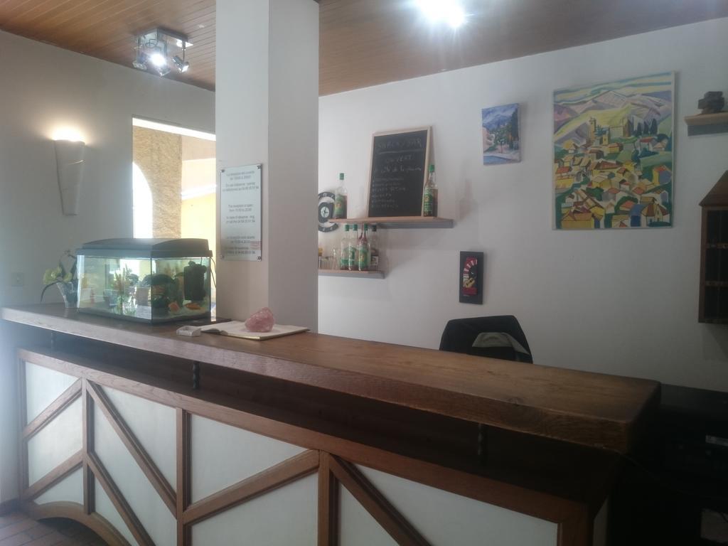 马斯福来利酒店 弗耐特·莱班斯 外观 照片